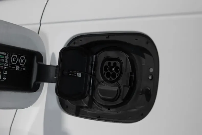 Land Rover Range Rover din 2024 cu 13.512 km - oferta LAN155075 - foto 38