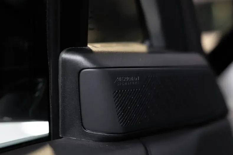 Land Rover Range Rover din 2024 cu 13.512 km - oferta LAN155075 - foto 40