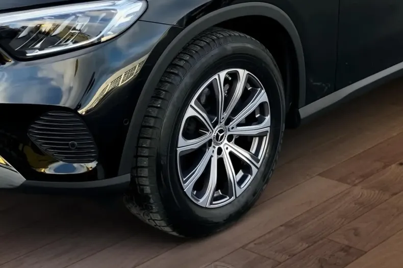 Mercedes-Benz GLC 200 din 2025 cu 14.574 km - oferta MER155078 - foto 5