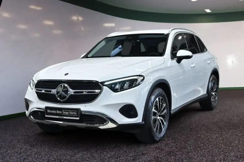Mercedes-Benz GLC 200 din 2024 cu 4.100 km - oferta MER155080 - foto 1