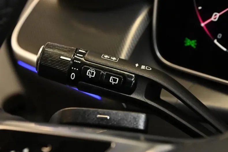 Mercedes-Benz GLC 200 din 2024 cu 4.100 km - oferta MER155080 - foto 17