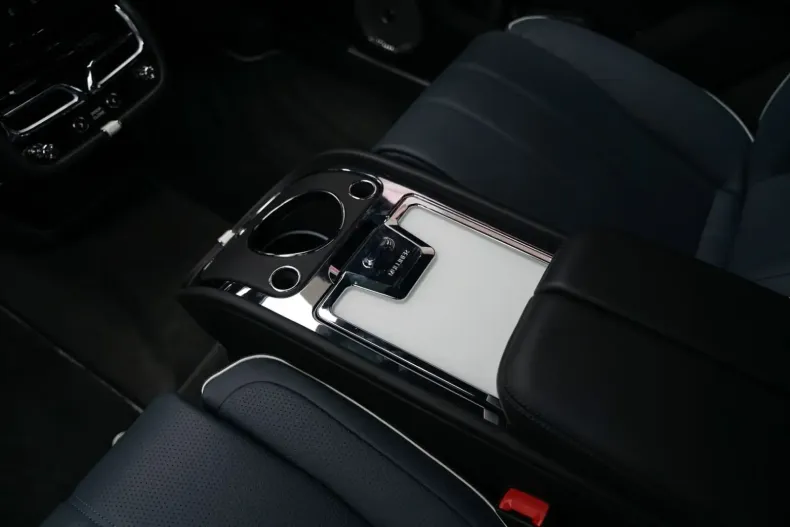 Bentley Bentayga din 2024 cu 13.900 km - oferta BEN155081 - foto 21