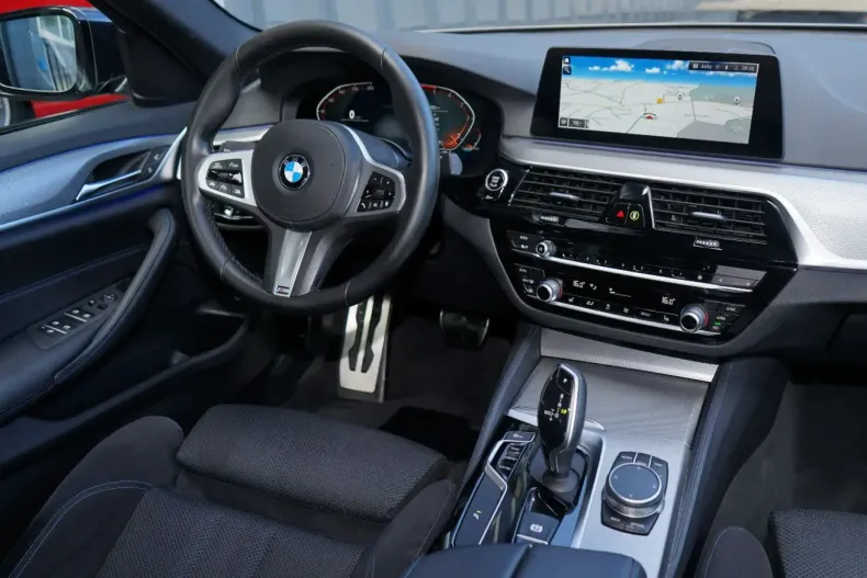 BMW 530 din 2020 cu 107.000 km - oferta BMW155087 - foto 26