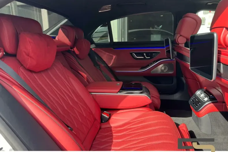 Mercedes-Benz S 63 AMG din 2024 cu 4.750 km - oferta MER155088 - foto 18