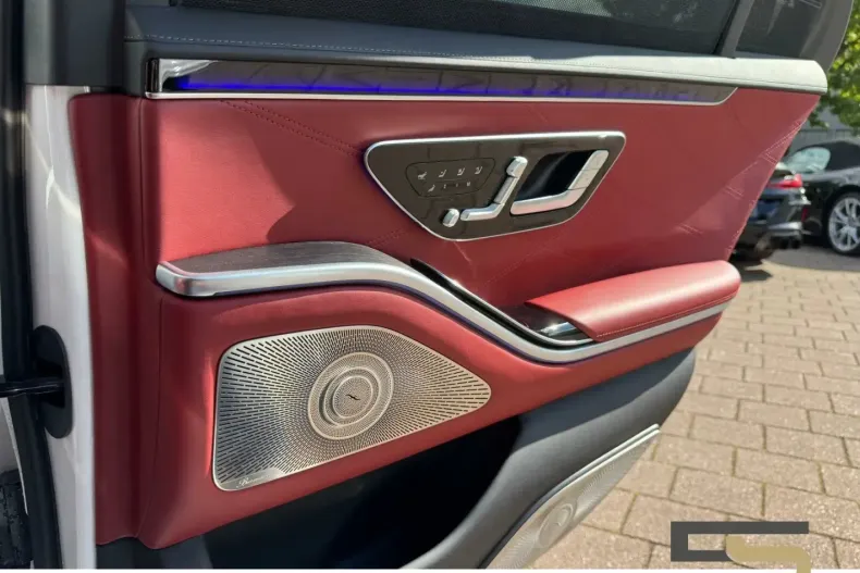 Mercedes-Benz S 63 AMG din 2024 cu 4.750 km - oferta MER155088 - foto 19