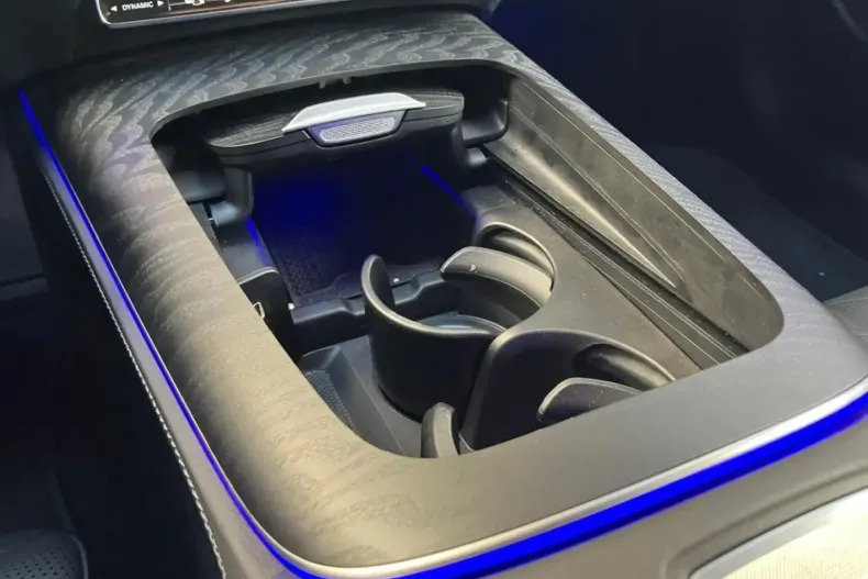 Mercedes-Benz E 400 din 2025 cu 4.700 km - oferta MER155093 - foto 12