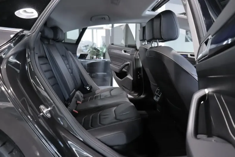 Volkswagen Arteon din 2021 cu 91.000 km - oferta VOL155095 - foto 13