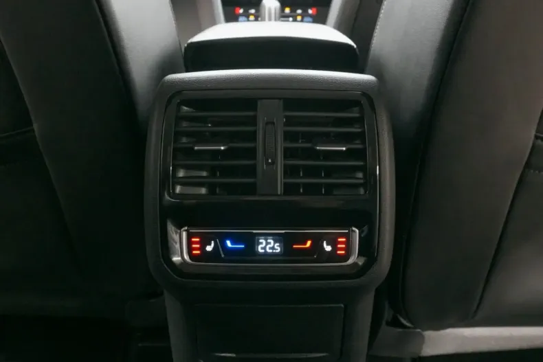 Volkswagen Arteon din 2022 cu 54.896 km - oferta VOL155099 - foto 31