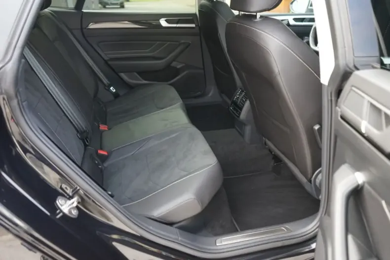 Volkswagen Arteon din 2022 cu 98.477 km - oferta VOL155101 - foto 8