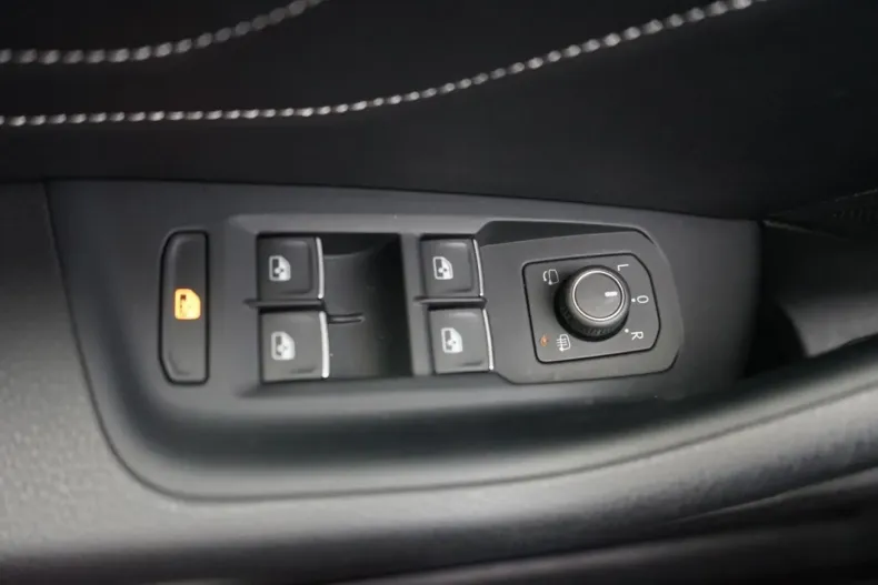 Volkswagen Arteon din 2022 cu 98.477 km - oferta VOL155101 - foto 16