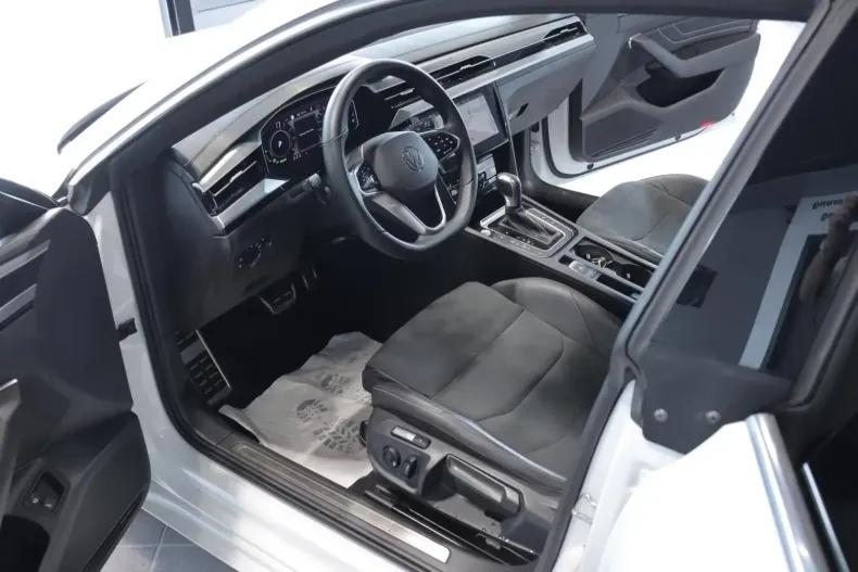 Volkswagen Arteon din 2021 cu 66.932 km - oferta VOL155102 - foto 10