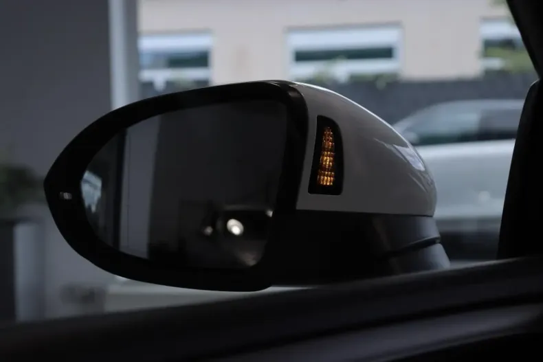 Volkswagen Arteon din 2021 cu 66.932 km - oferta VOL155102 - foto 24