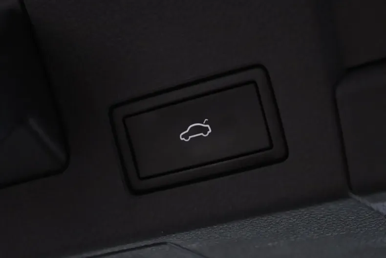 Volkswagen Arteon din 2021 cu 66.932 km - oferta VOL155102 - foto 28