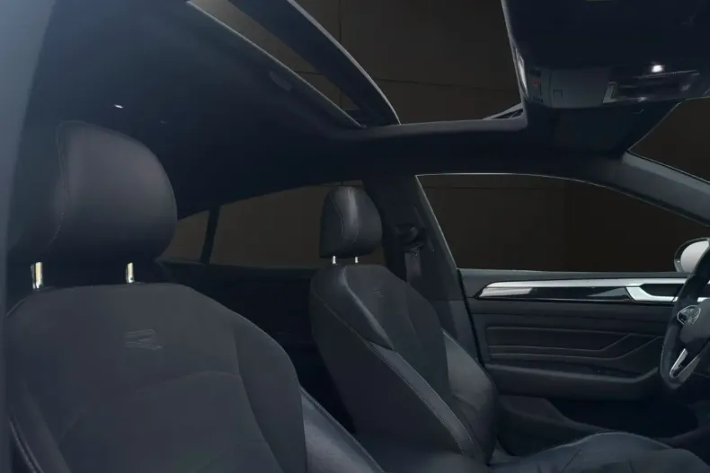 Volkswagen Arteon din 2022 cu 85.250 km - oferta VOL155106 - foto 19