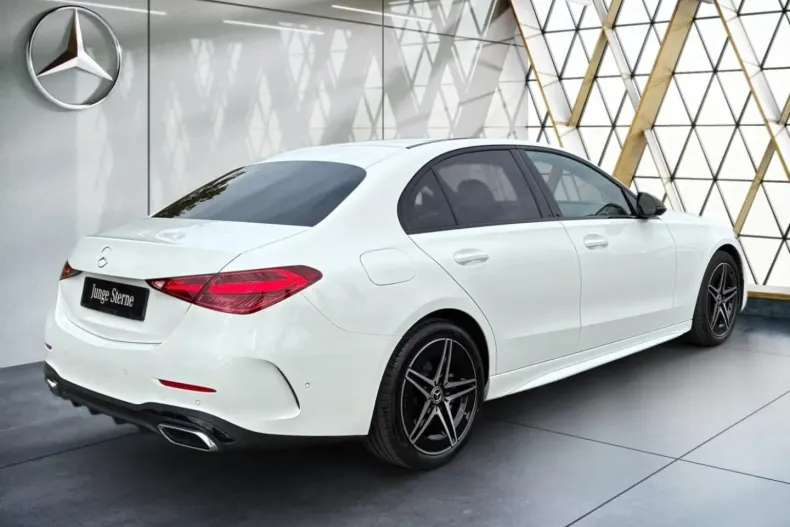 Mercedes-Benz C 180 din 2024 cu 11.050 km - oferta MER155110 - foto 12