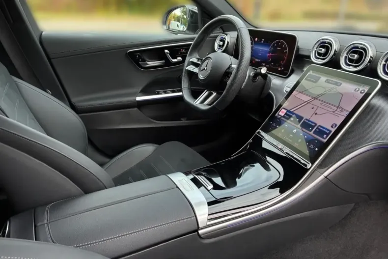 Mercedes-Benz C 180 din 2024 cu 11.050 km - oferta MER155110 - foto 13