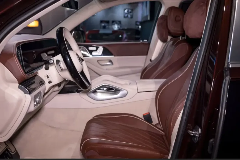 Mercedes-Benz GLS 600 din 2025 cu 100 km - oferta MER155111 - foto 6