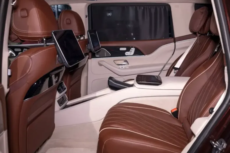 Mercedes-Benz GLS 600 din 2025 cu 100 km - oferta MER155111 - foto 13