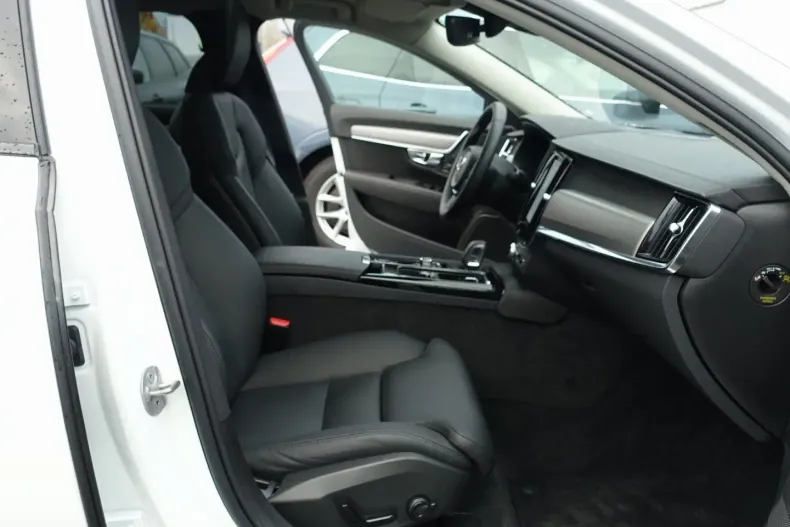 Volvo S90 din 2025 cu 23.350 km - oferta VOL155113 - foto 10