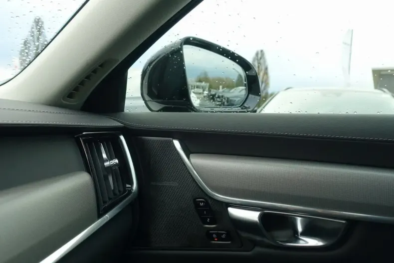 Volvo S90 din 2025 cu 23.350 km - oferta VOL155113 - foto 14