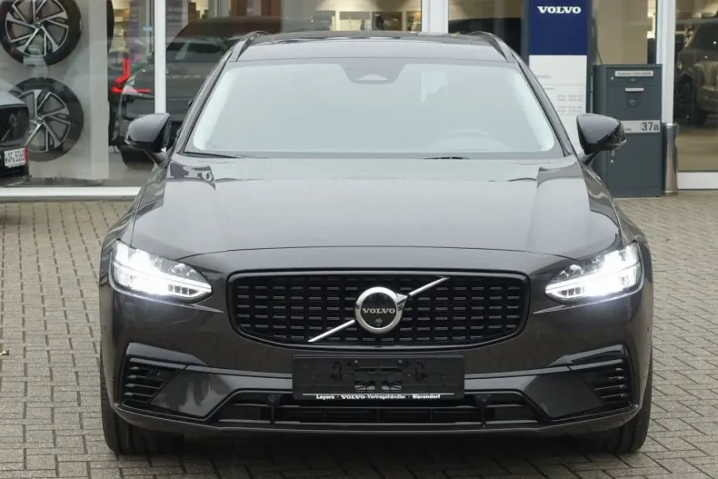 Volvo V90 din 2025 cu 26.690 km - oferta VOL155117 - foto 3