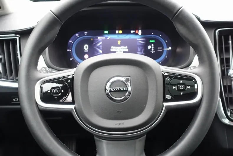 Volvo V90 din 2025 cu 26.690 km - oferta VOL155117 - foto 17