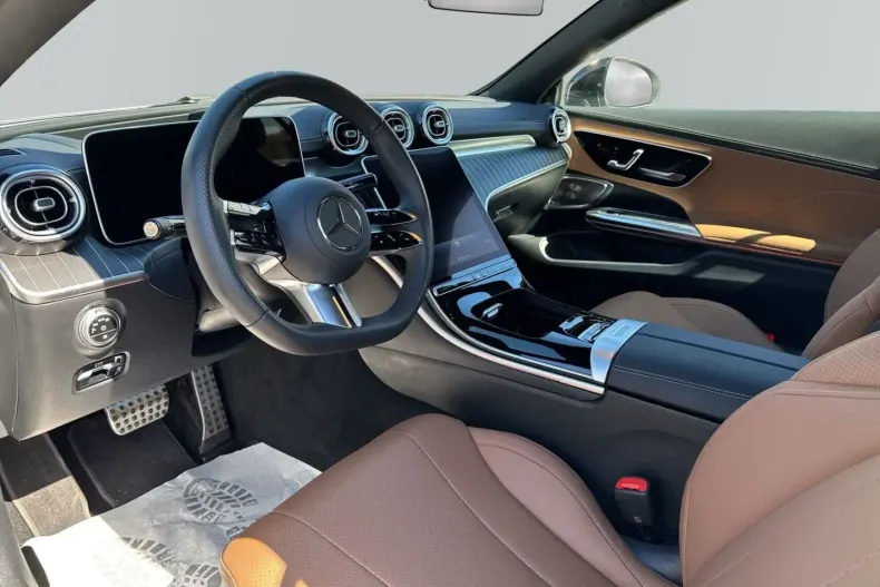 Mercedes-Benz CLE 300 din 2024 cu 16.500 km - oferta MER155121 - foto 8