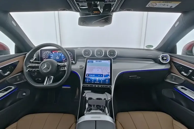 Mercedes-Benz CLE 300 din 2023 cu 9.384 km - oferta MER155125 - foto 3