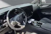 Lexus NX 350h din 2024 cu 25.165 km - oferta LEX155127 - foto 10