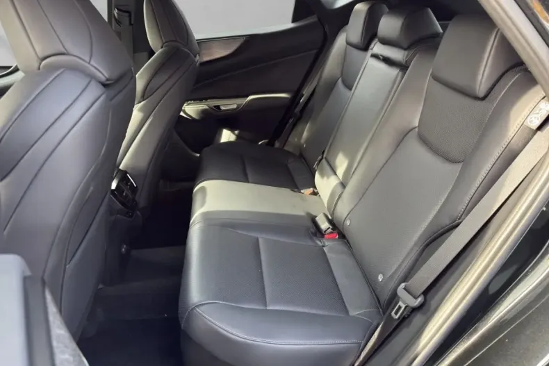 Lexus NX 350h din 2024 cu 25.165 km - oferta LEX155127 - foto 16