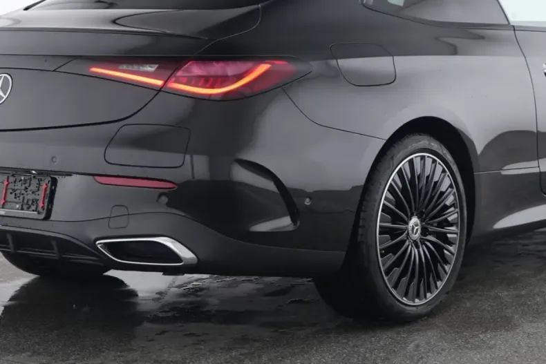 Mercedes-Benz CLE 300 din 2025 cu 10.842 km - oferta MER155128 - foto 8