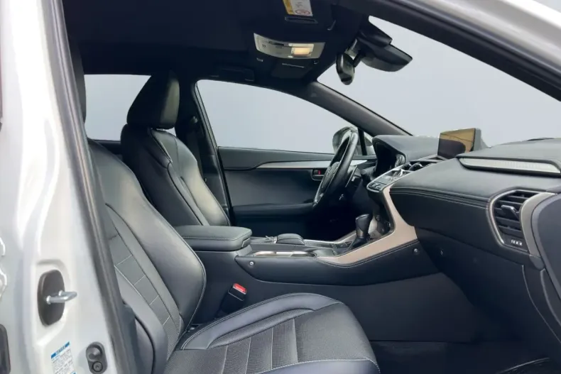 Lexus NX 300 din 2021 cu 62.462 km - oferta LEX155132 - foto 18