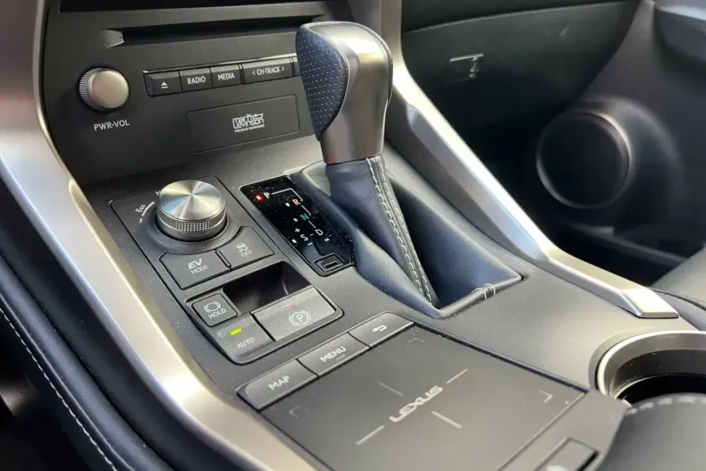 Lexus NX 300 din 2021 cu 62.462 km - oferta LEX155132 - foto 28