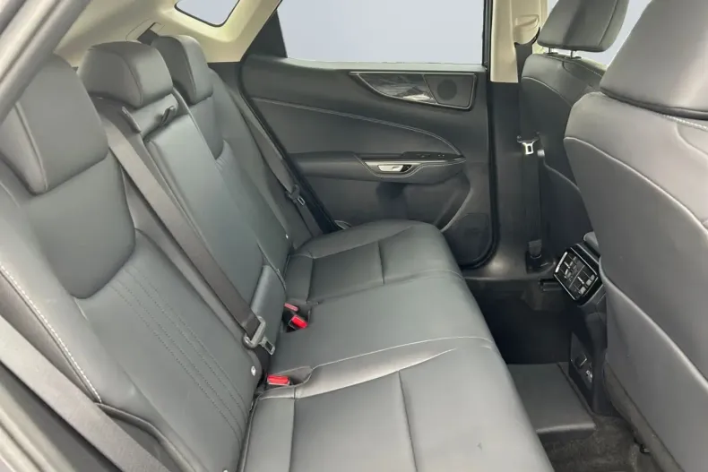 Lexus NX 450h din 2025 cu 14.526 km - oferta LEX155133 - foto 16