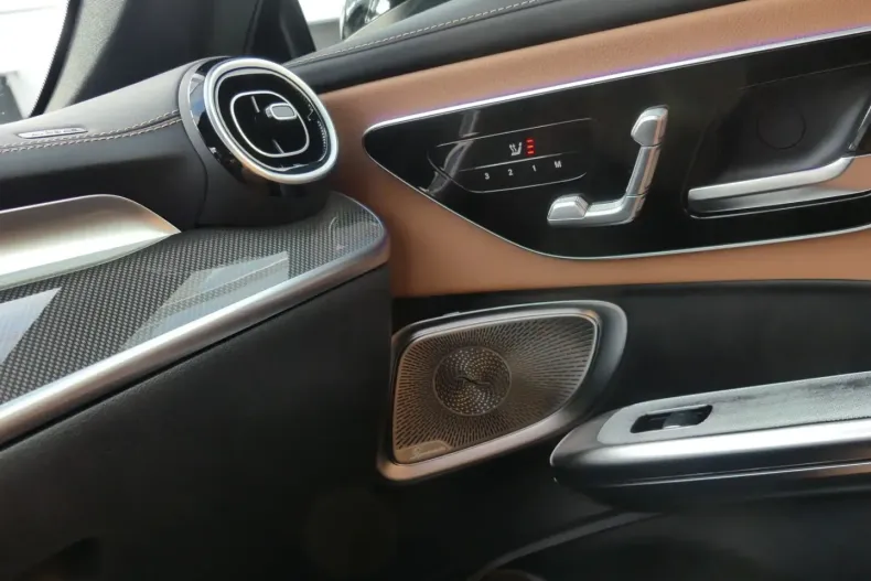 Mercedes-Benz CLE 450 din 2024 cu 3.001 km - oferta MER155134 - foto 13