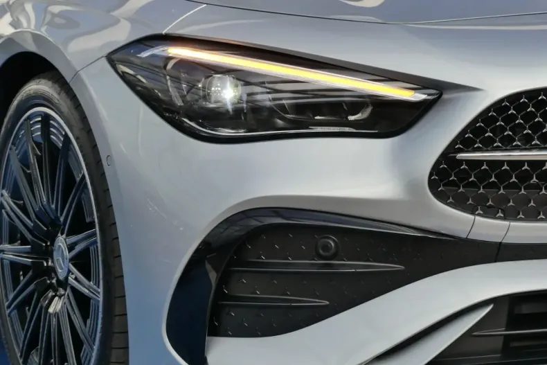 Mercedes-Benz CLE 450 din 2024 cu 3.001 km - oferta MER155134 - foto 19