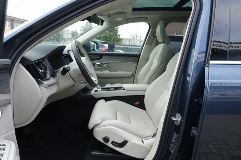 Volvo XC90 din 2024 cu 14.550 km - oferta VOL155145 - foto 8