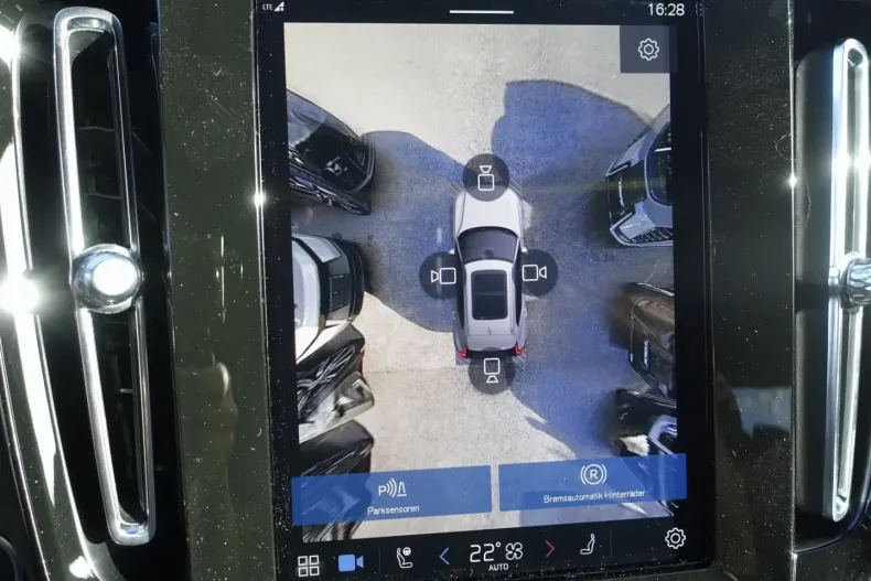 Volvo XC40 din 2024 cu 9.450 km - oferta VOL155146 - foto 20