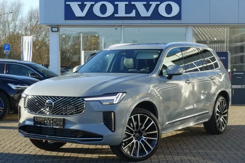 Volvo XC90 din 2025 cu 5.070 km - oferta VOL155149 - foto 2