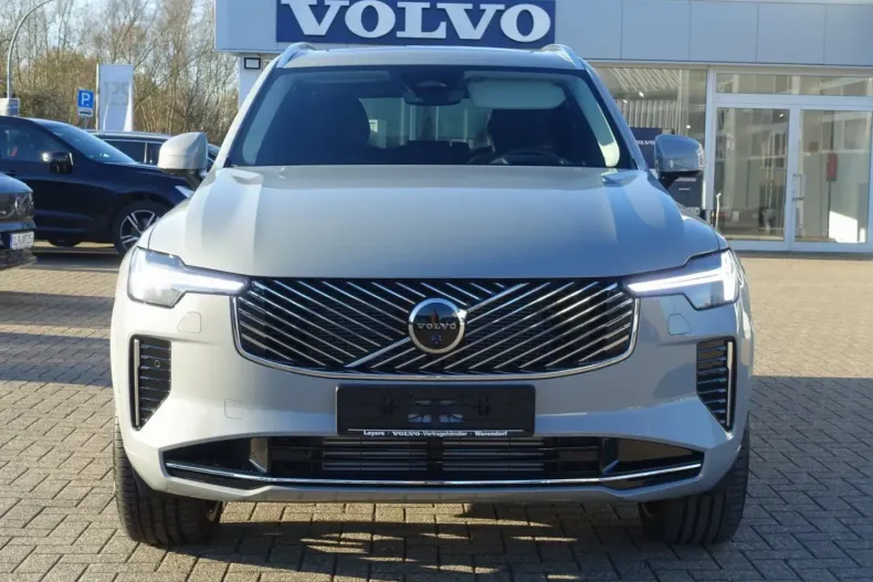 Volvo XC90 din 2025 cu 5.070 km - oferta VOL155149 - foto 8