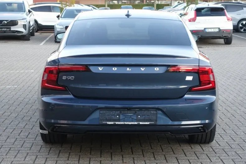 Volvo S90 din 2024 cu 26.071 km - oferta VOL155150 - foto 4