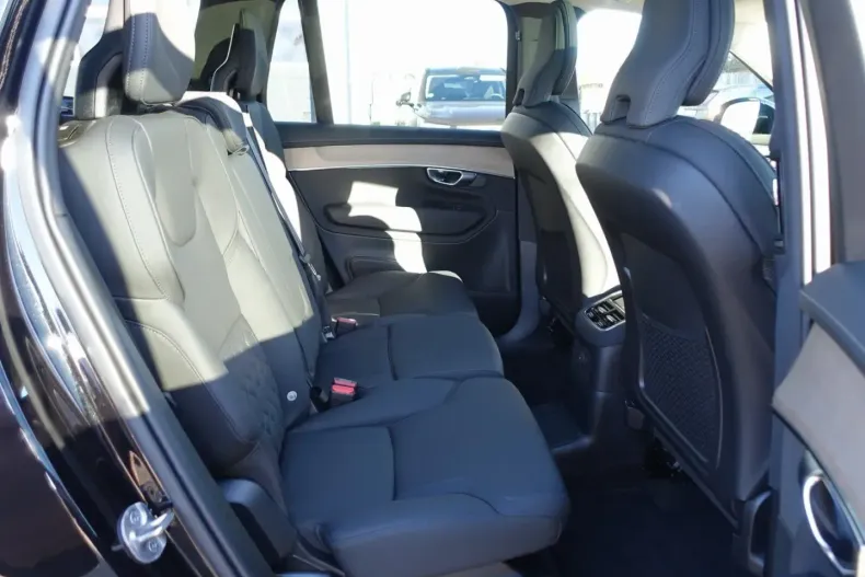 Volvo XC90 din 2025 cu 27.506 km - oferta VOL155151 - foto 10