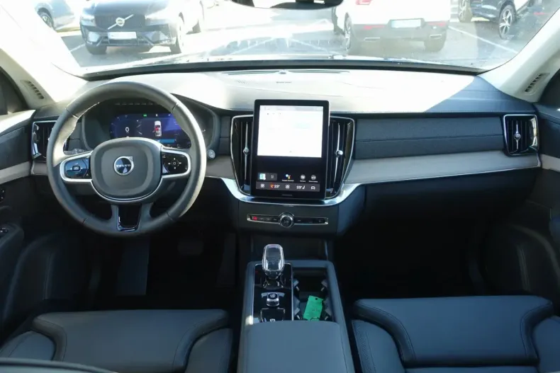 Volvo XC90 din 2025 cu 27.506 km - oferta VOL155151 - foto 14