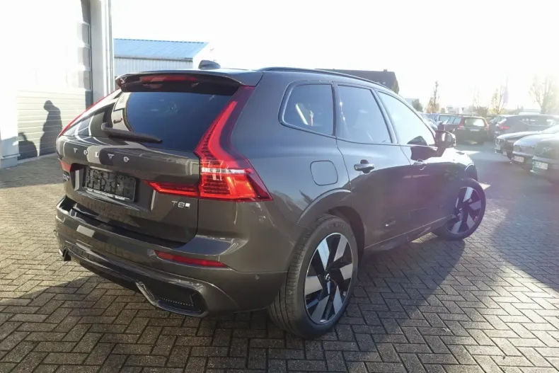 Volvo XC60 din 2025 cu 24.200 km - oferta VOL155152 - foto 4