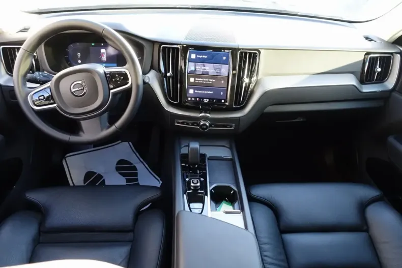 Volvo XC60 din 2025 cu 24.200 km - oferta VOL155152 - foto 11