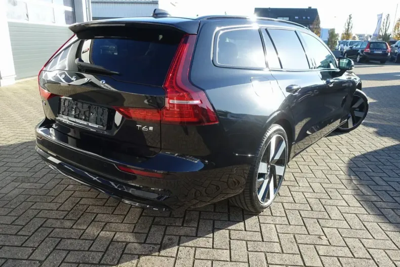 Volvo V60 din 2025 cu 26.500 km - oferta VOL155153 - foto 4
