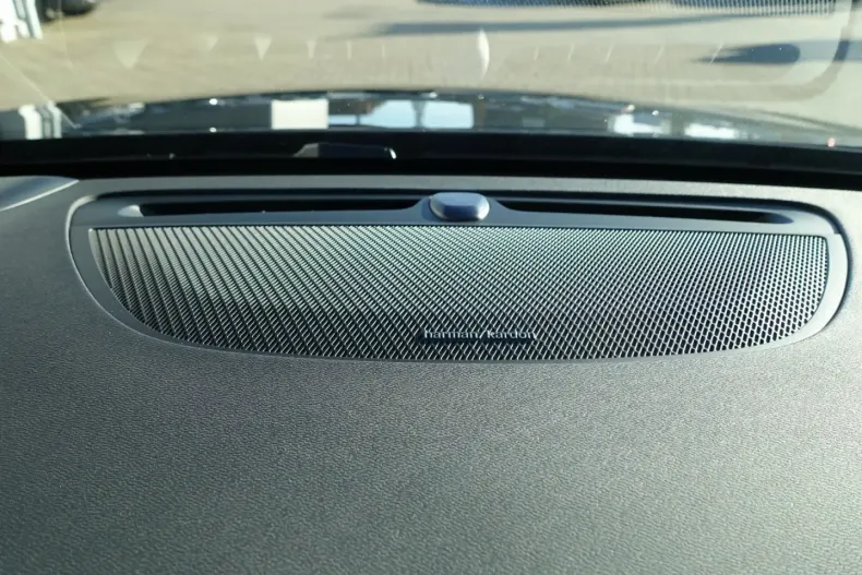 Volvo V60 din 2025 cu 26.500 km - oferta VOL155153 - foto 17