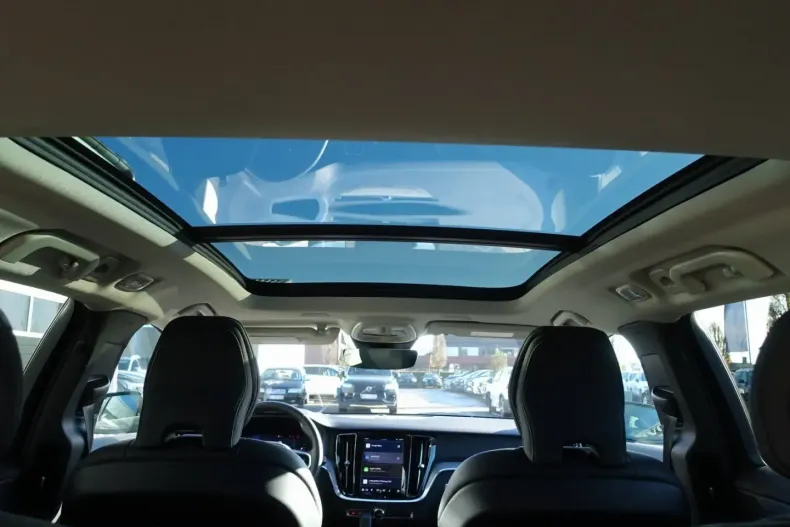 Volvo V60 din 2025 cu 26.500 km - oferta VOL155153 - foto 21