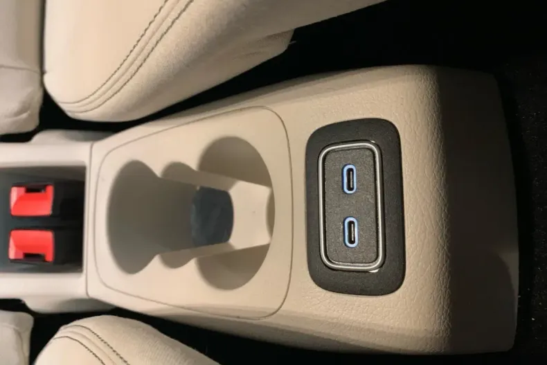 Mercedes-Benz GLE 450 din 2025 cu 15.826 km - oferta MER155179 - foto 13