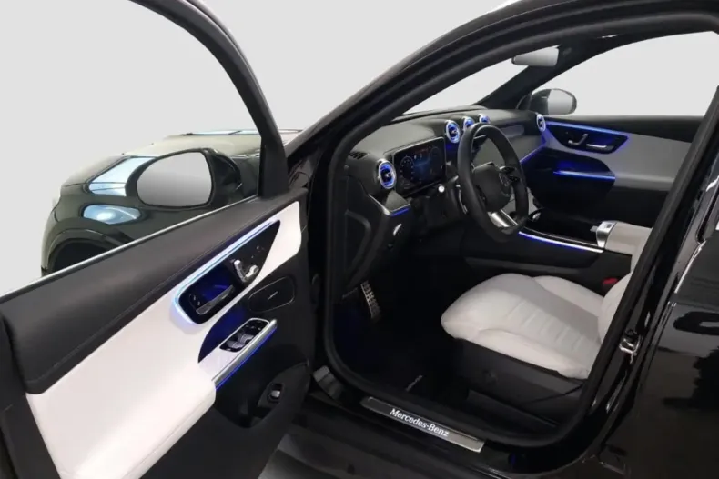 Mercedes-Benz GLC 200 din 2024 cu 17.900 km - oferta MER155184 - foto 10